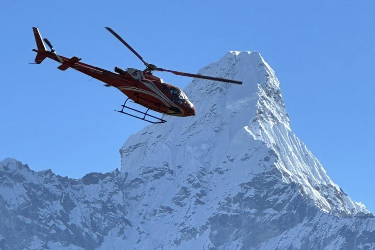 エベレストベースキャンプ（EBC）ヘリコプターツアー