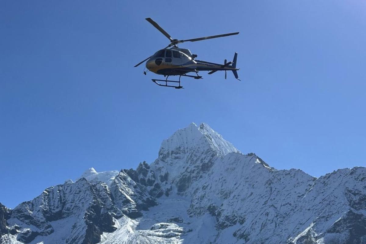 エベレストベースキャンプ（EBC）ヘリコプターツアー