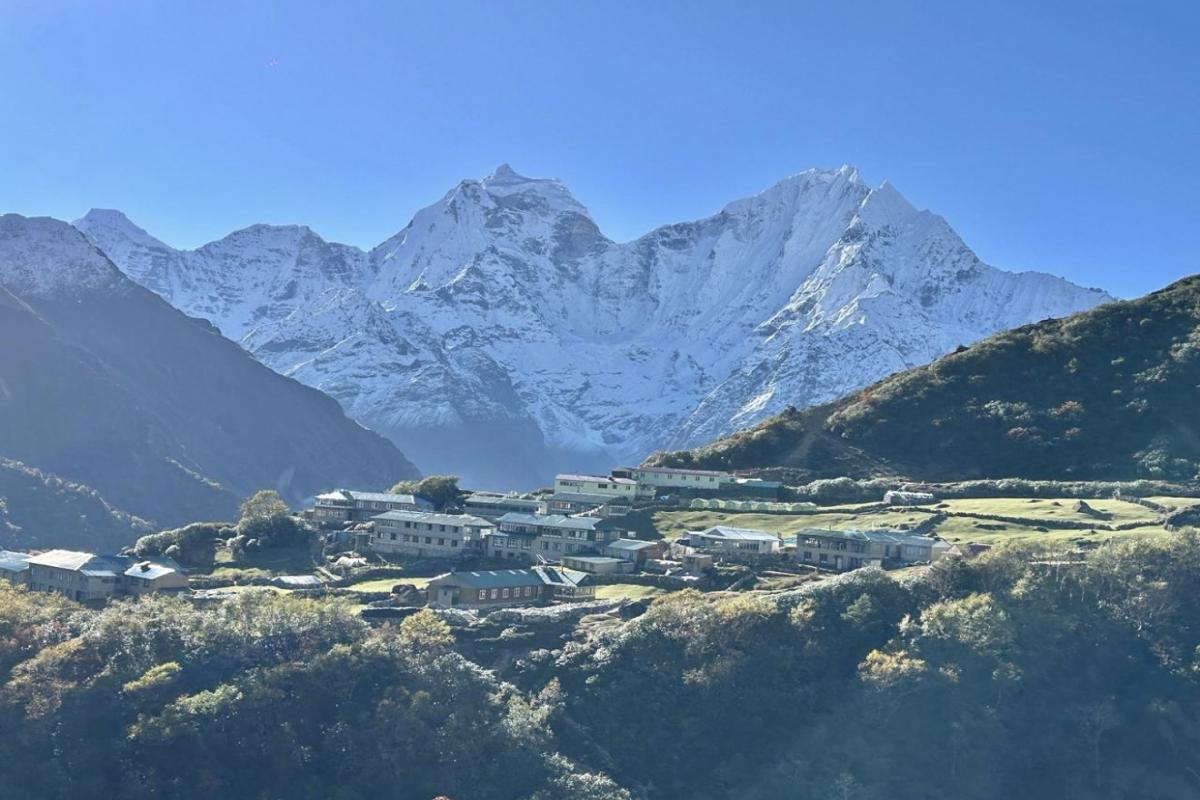 エベレストベースキャップトレッキング１３日間