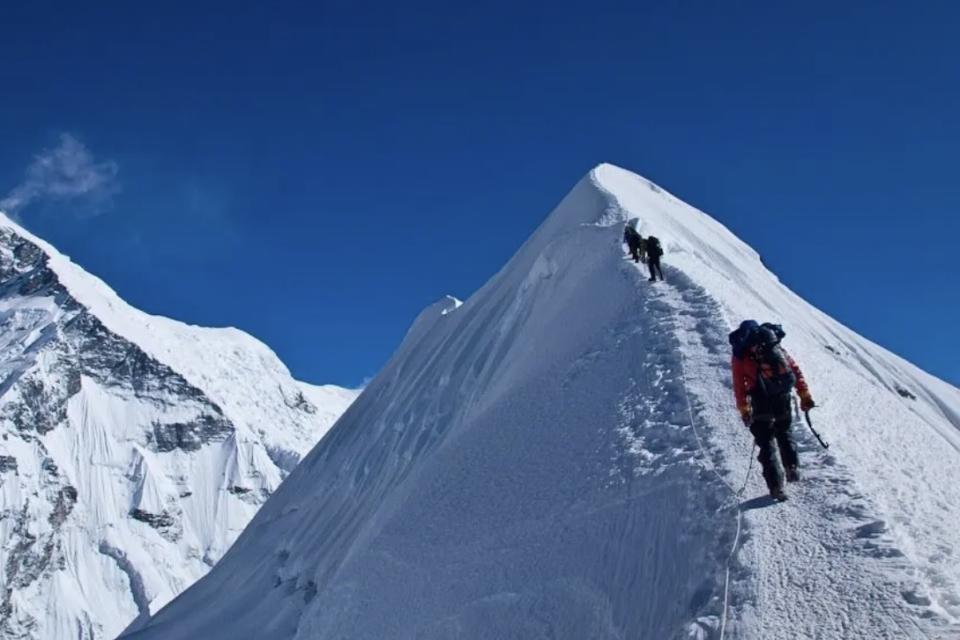 アイランドピーク登山