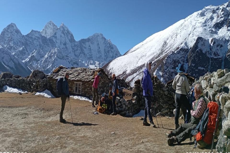 エベレストベースキャンプトレッキング １２日間